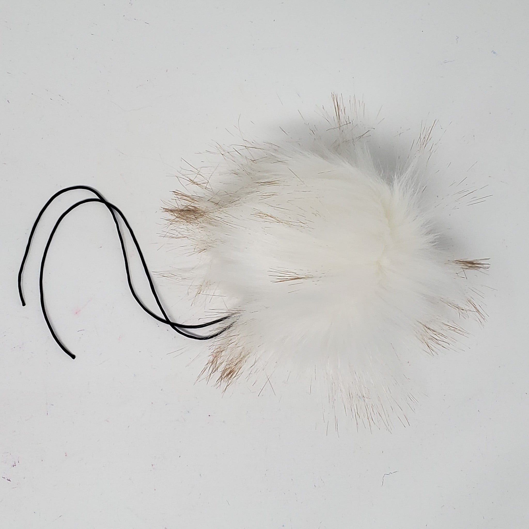 Arctic White - Faux Fur Pom Poms - 0