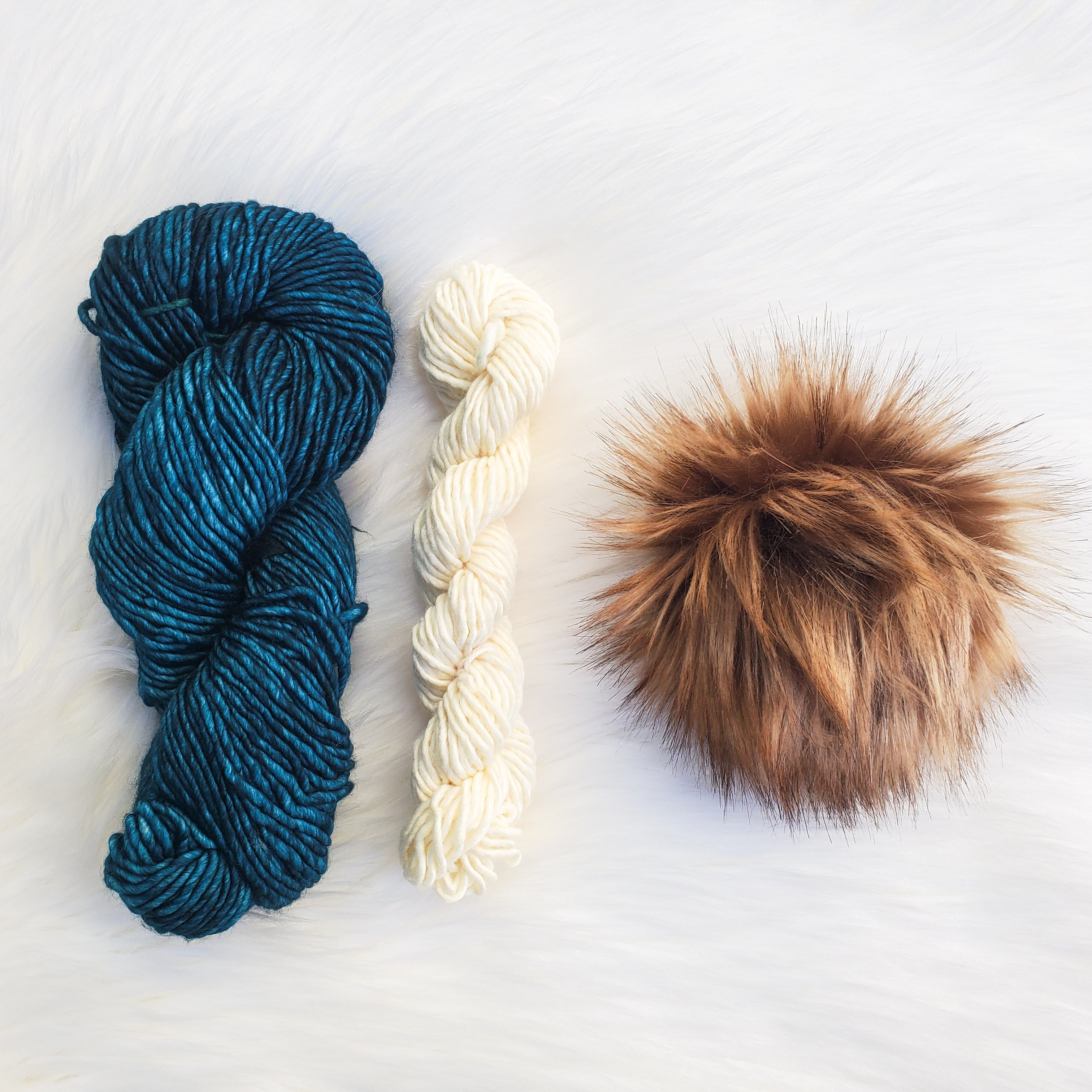 Teal Feather - Winter Winds Knitting Kit