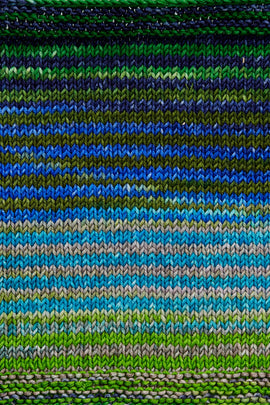 Urth Yarns | Uneek Worsted | Colour 4025 - 0