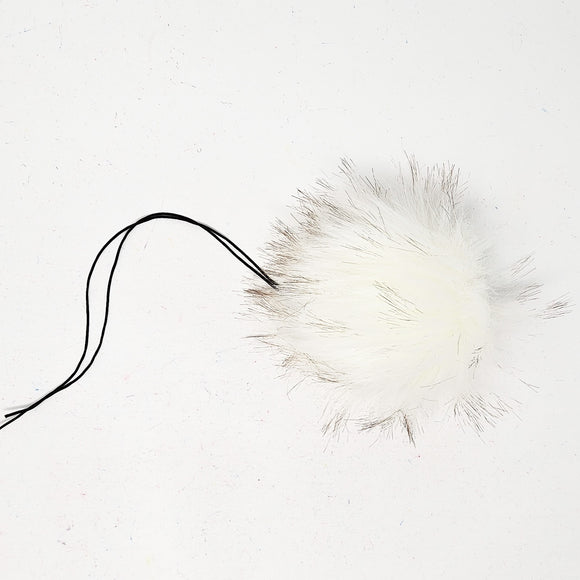 Arctic White 2.0 - Faux Fur Pom Poms