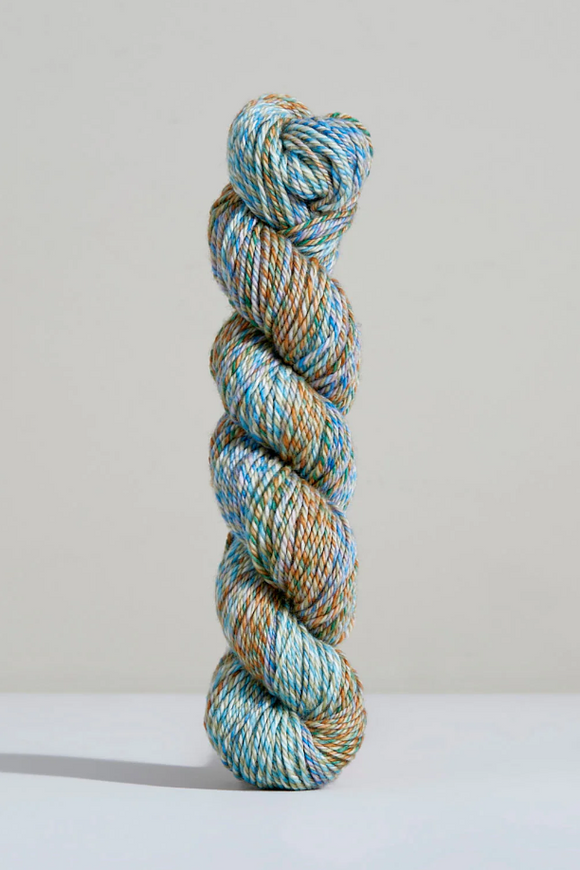 Urth Yarns | Spiral Grain Light Worsted | Elm