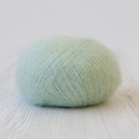 DHG Fluffy - Lily of the Valley