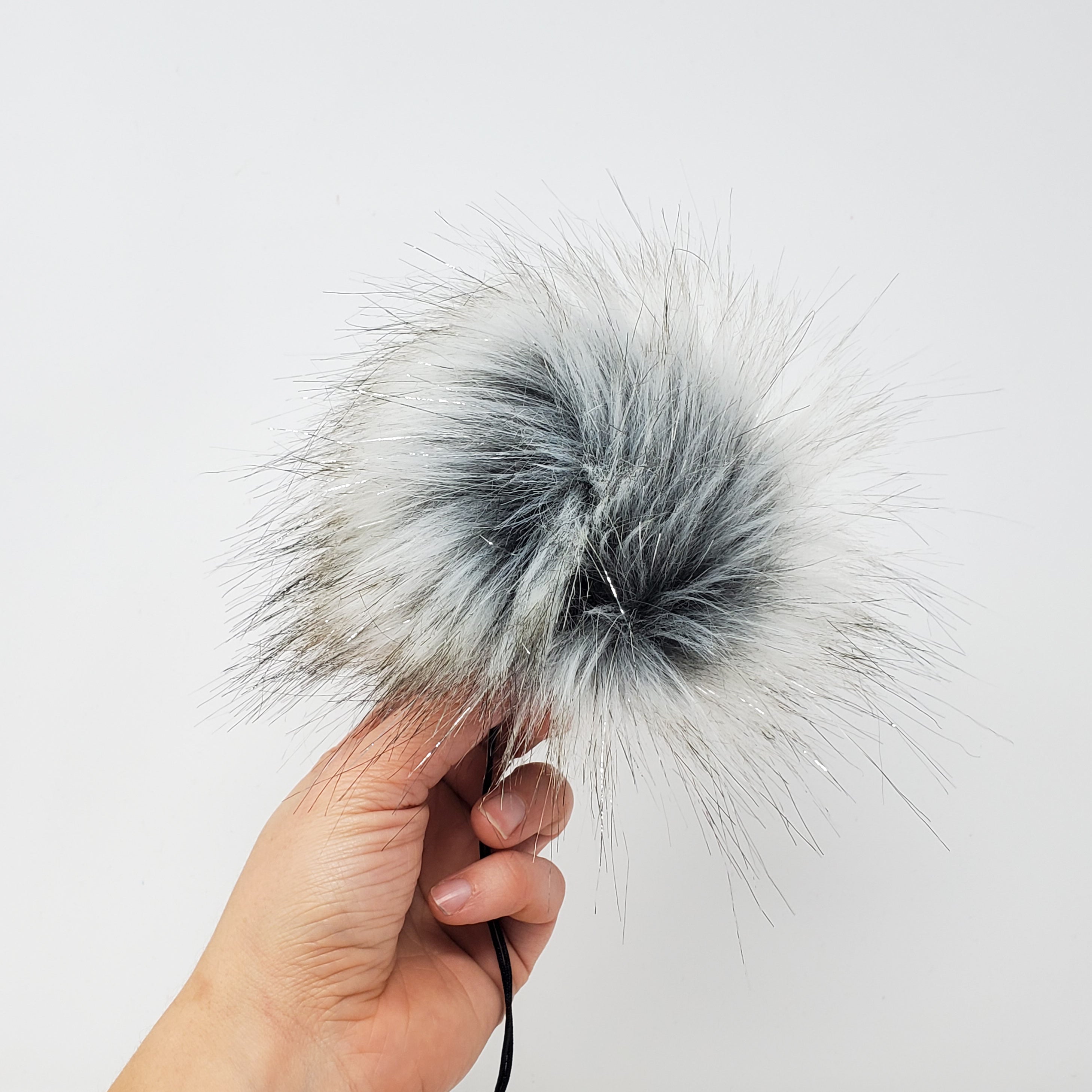 Silver Star - Faux Fur Pom Poms