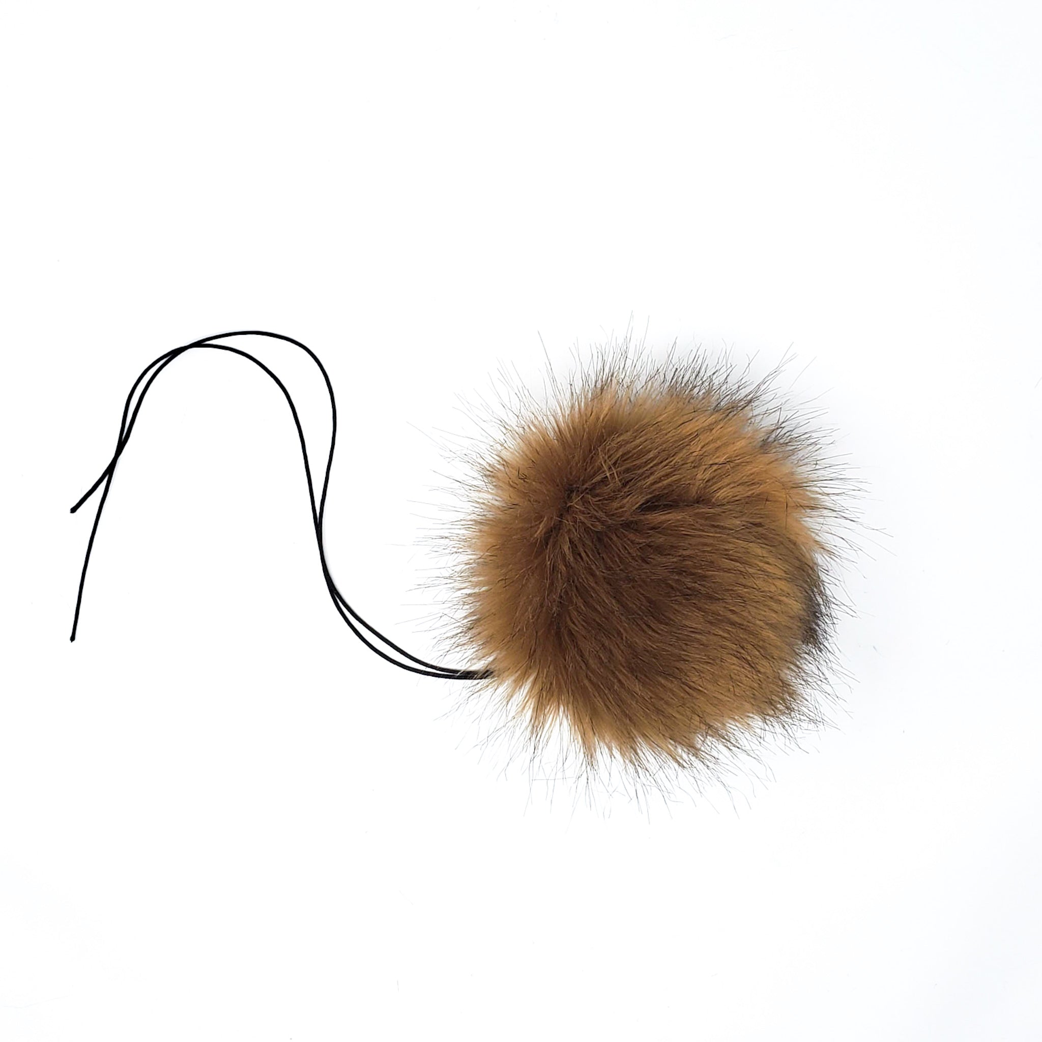 Sienna - Faux Fur Pom Poms