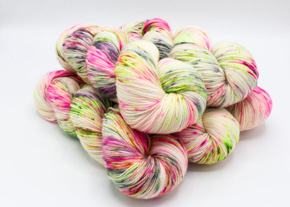 Baah Yarn Shasta - Tro-Pink-Al